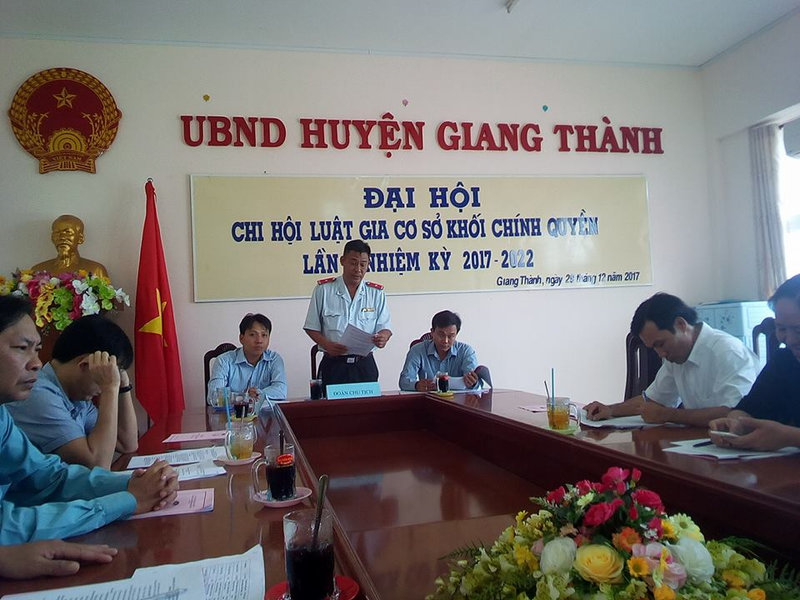 anh hung gioi thieu.jpg